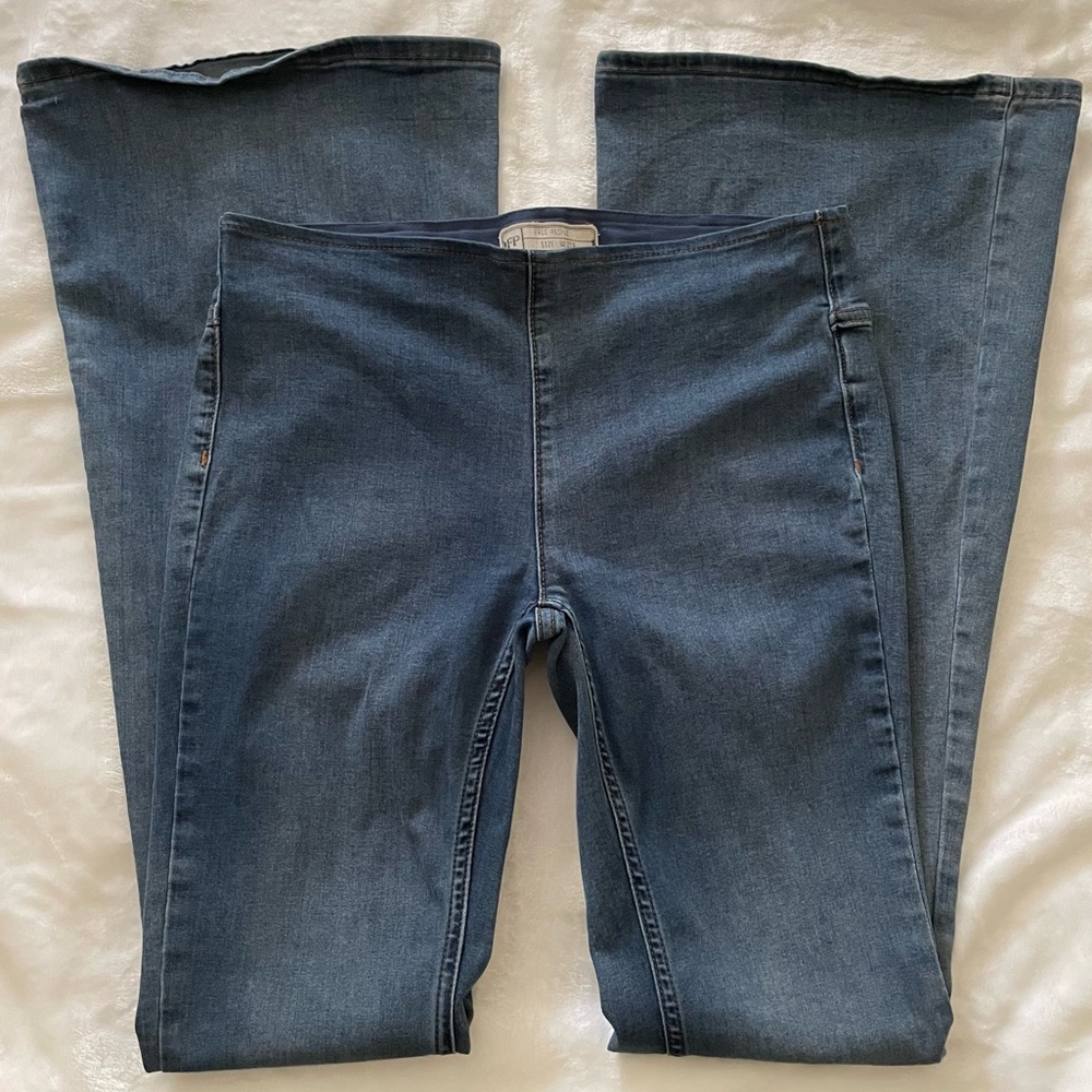 Free People Penny Flare Bell Bottom Pull On Jeans 27 - Picture 3 of 12